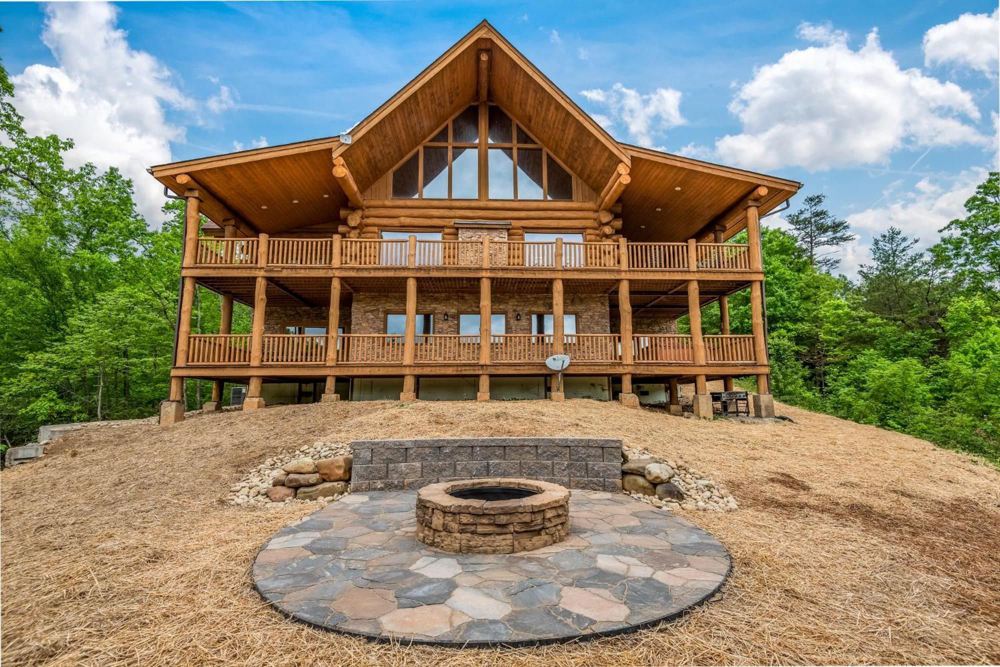 Big Bear Ridge Lodge - Breathtaking Mountain Views And Private Forest Scenes In Amazing Large Log Cabin Гатлинбург Экстерьер фото